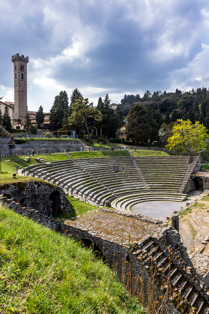 Fiesole, l'area archeologica: il teatro romano.